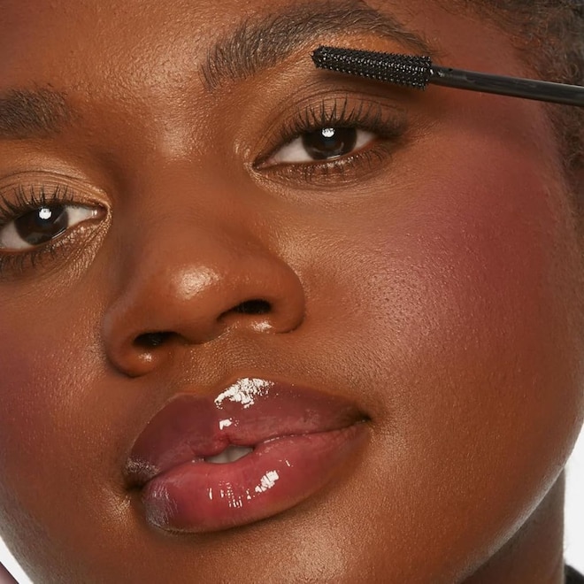 Mascara That Won't Run, Smudge, or Flake, According to Amazon Shoppers